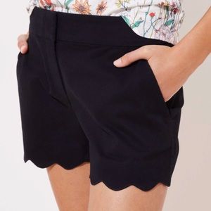 LOFT scalloped shorts (size 8)